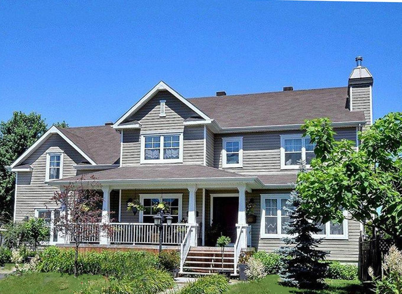 Frontage - 165 Rue Des Érables, Carignan, QC - Outdoor With Deck Patio Veranda With Facade