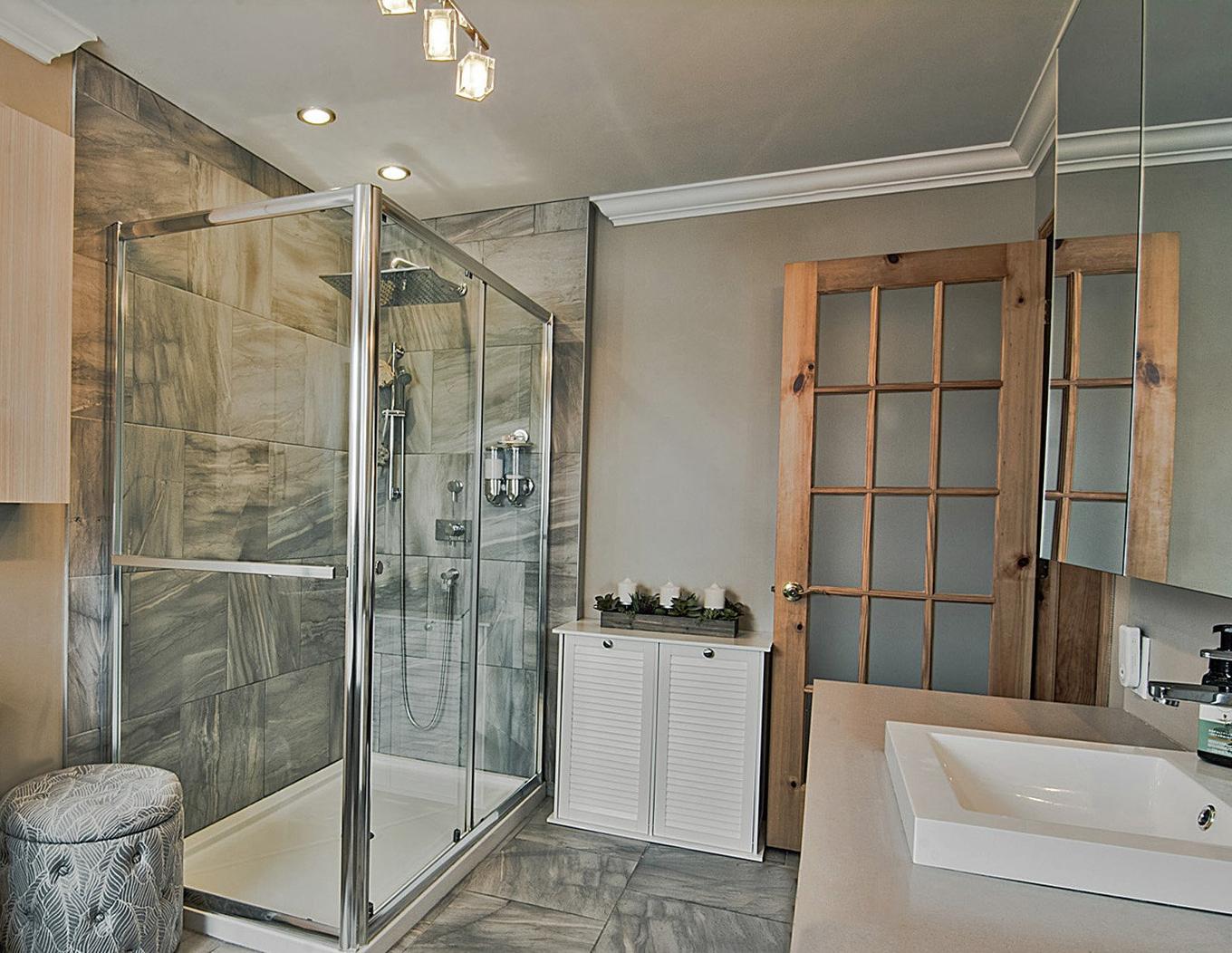 Ensuite bathroom - 165 Rue Des Érables, Carignan, QC - Indoor Photo Showing Bathroom