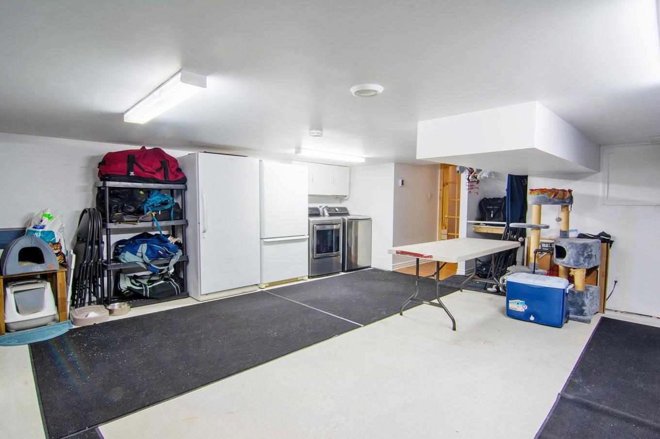 Storage - 165 Rue Des Érables, Carignan, QC - Indoor