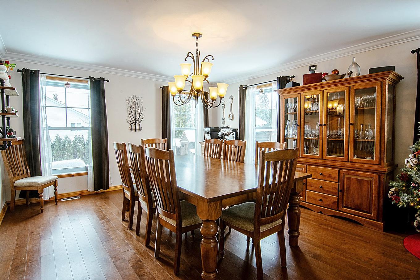 Dining room - 165 Rue Des Érables, Carignan, QC - Indoor Photo Showing Dining Room