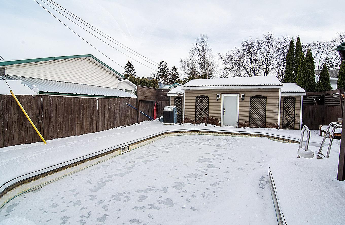 Pool - 165 Rue Des Érables, Carignan, QC - Outdoor With Exterior