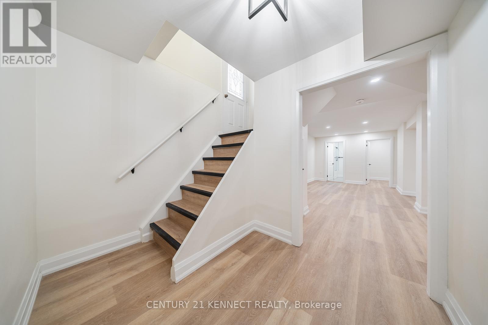 30 Greyabbey Trail, Toronto, ON - Indoor Photo Showing Other Room