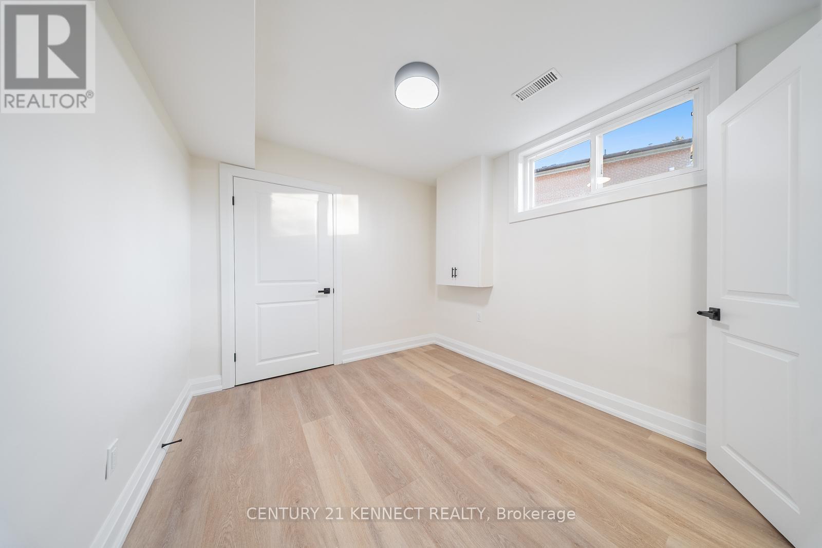 30 Greyabbey Trail, Toronto, ON - Indoor Photo Showing Other Room