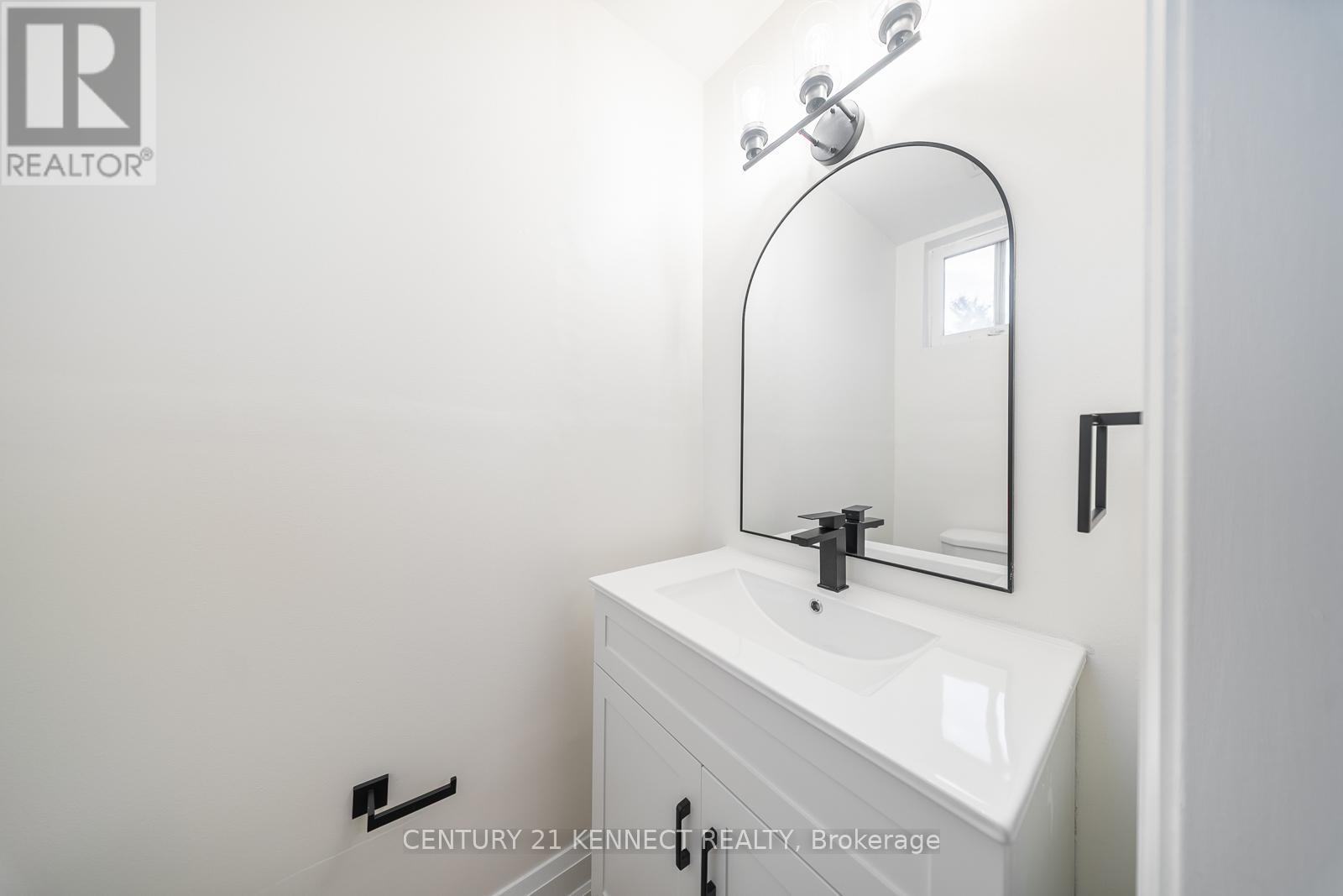 30 Greyabbey Trail, Toronto, ON - Indoor Photo Showing Other Room