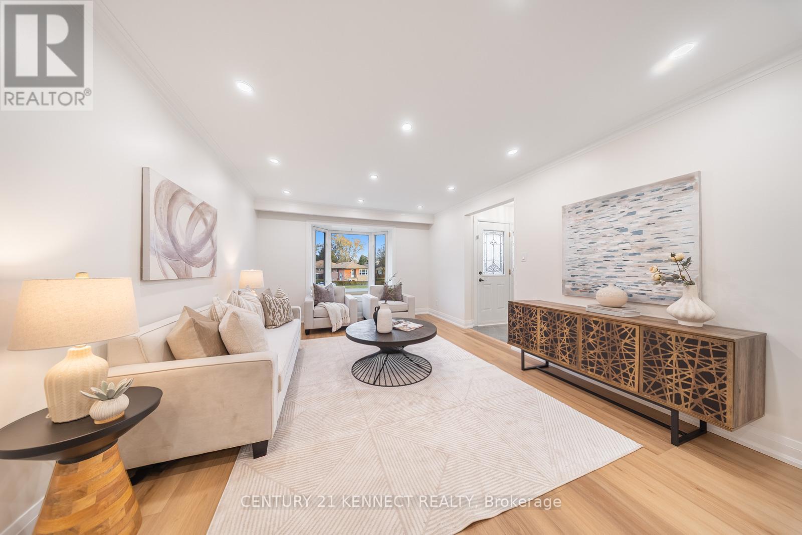 30 Greyabbey Trail, Toronto, ON - Indoor Photo Showing Other Room