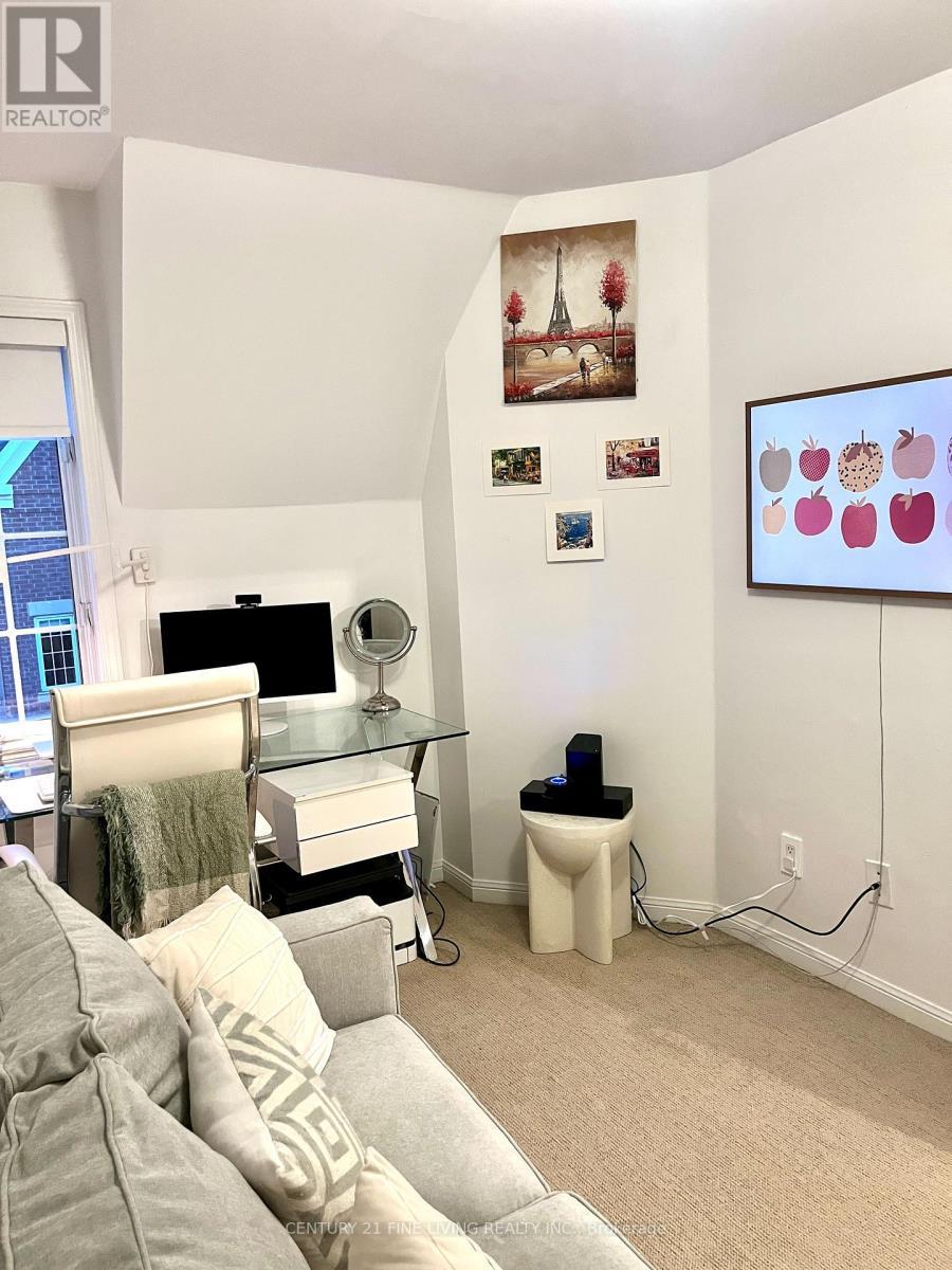 10 - 11 Niagara Street, Toronto, ON - Indoor Photo Showing Bedroom