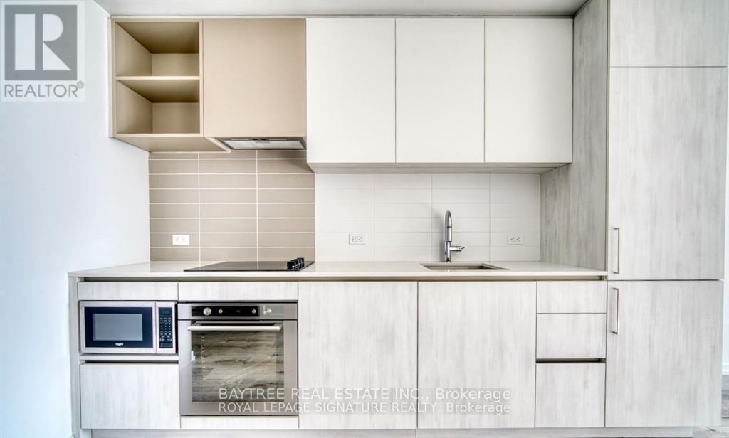 3608 - 1000 Portage Parkway, Vaughan, ON - Photo Showing Kitchen