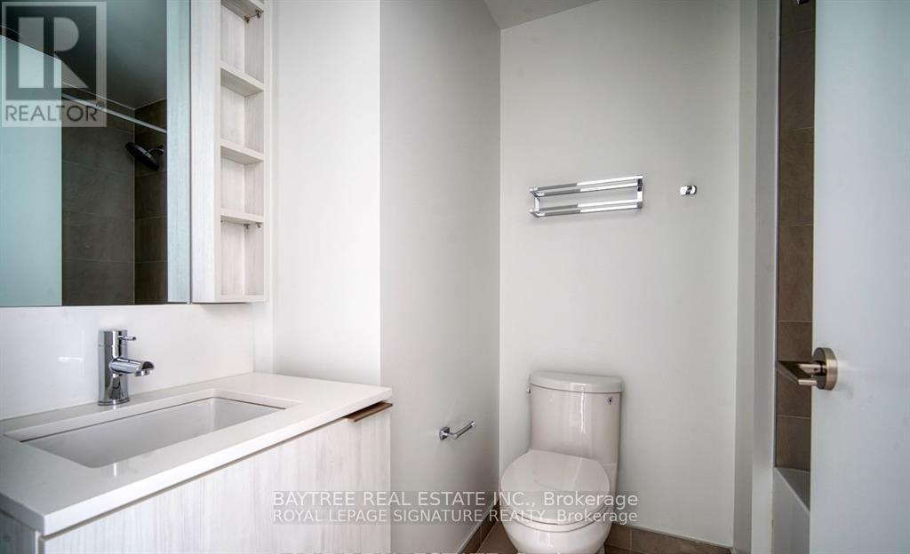3608 - 1000 Portage Parkway, Vaughan, ON - Indoor Photo Showing Bathroom
