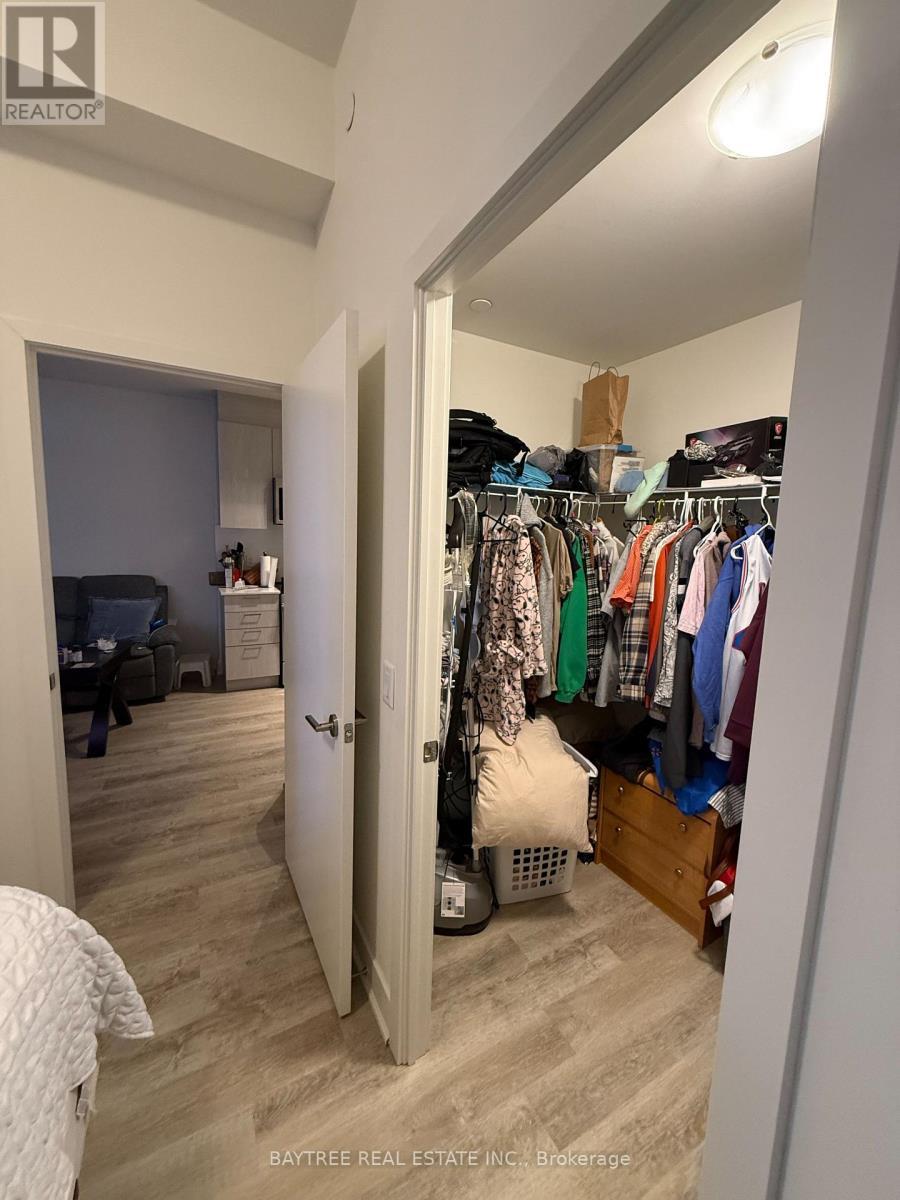 403 - 185 Deerfield Road, Newmarket, ON - Indoor With Storage