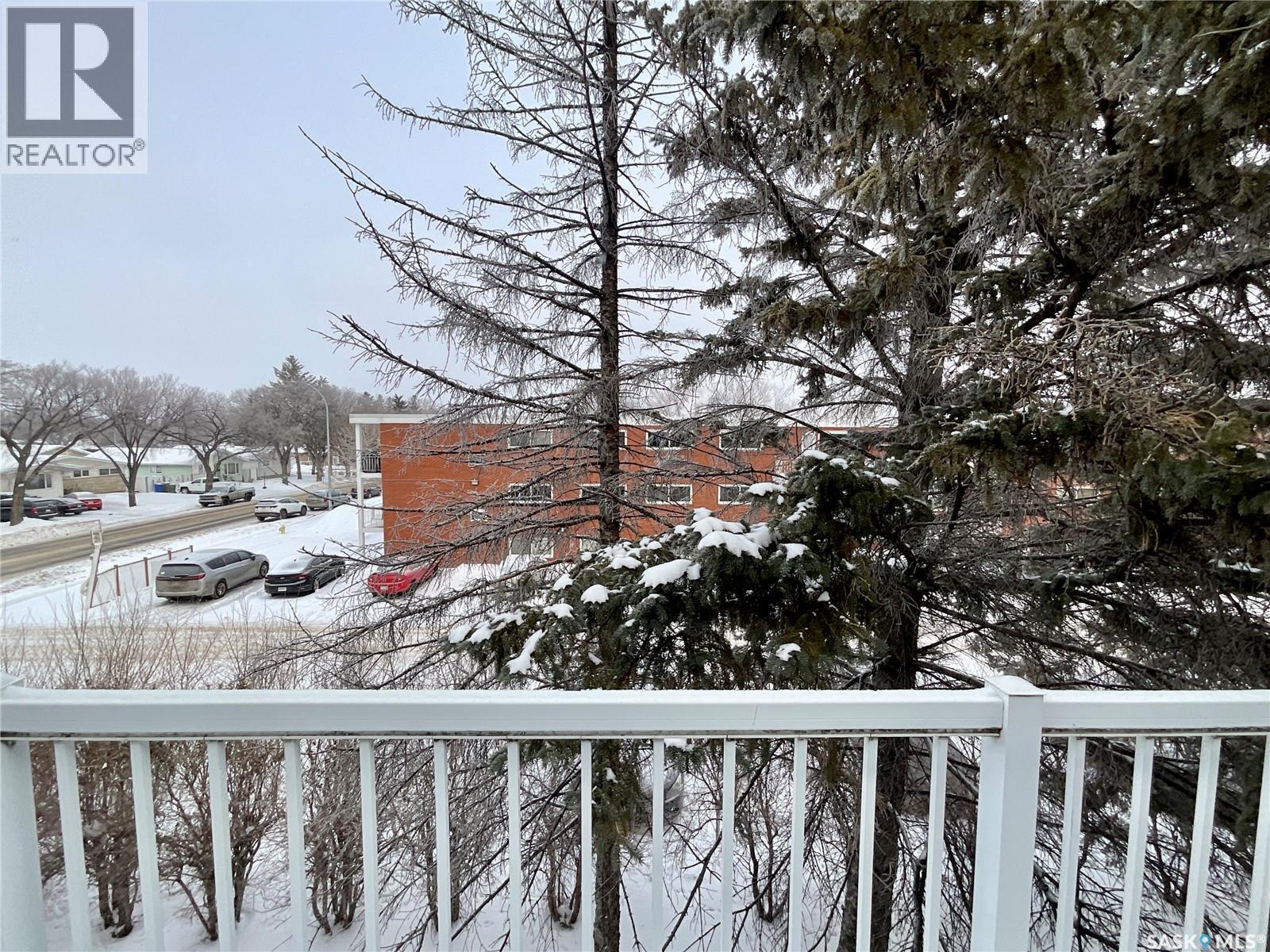 20 4505 Rae Street, Regina, SK - Outdoor