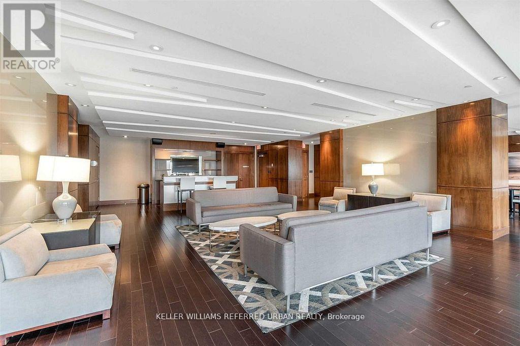 2204 - 2015 Sheppard Avenue E, Toronto, ON - Indoor