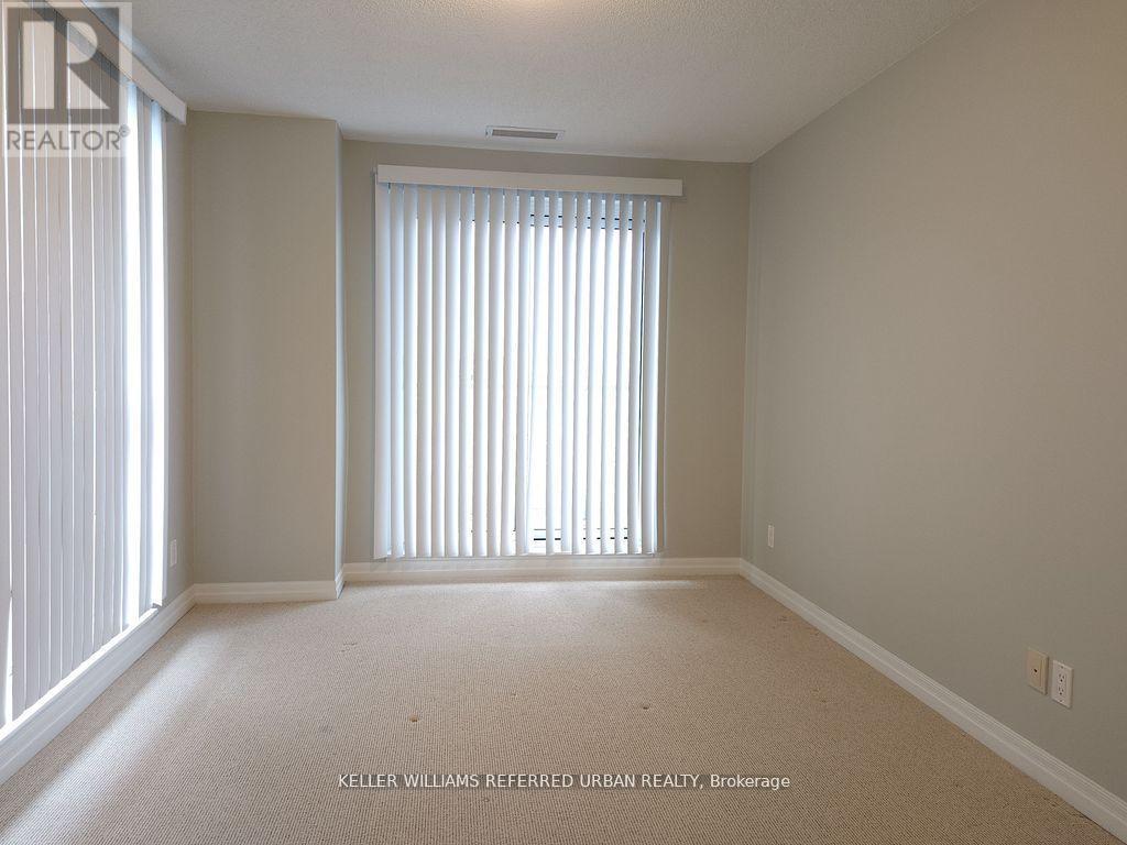 2204 - 2015 Sheppard Avenue E, Toronto, ON - Indoor Photo Showing Other Room