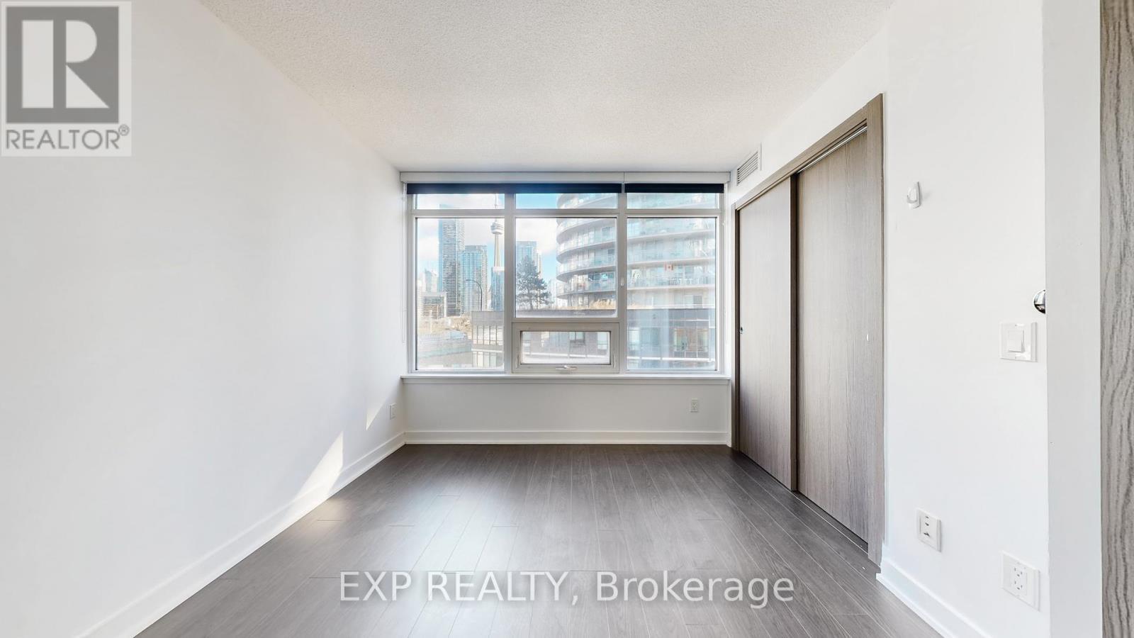 615 - 17 Bathurst Street, Toronto, ON - Indoor Photo Showing Other Room