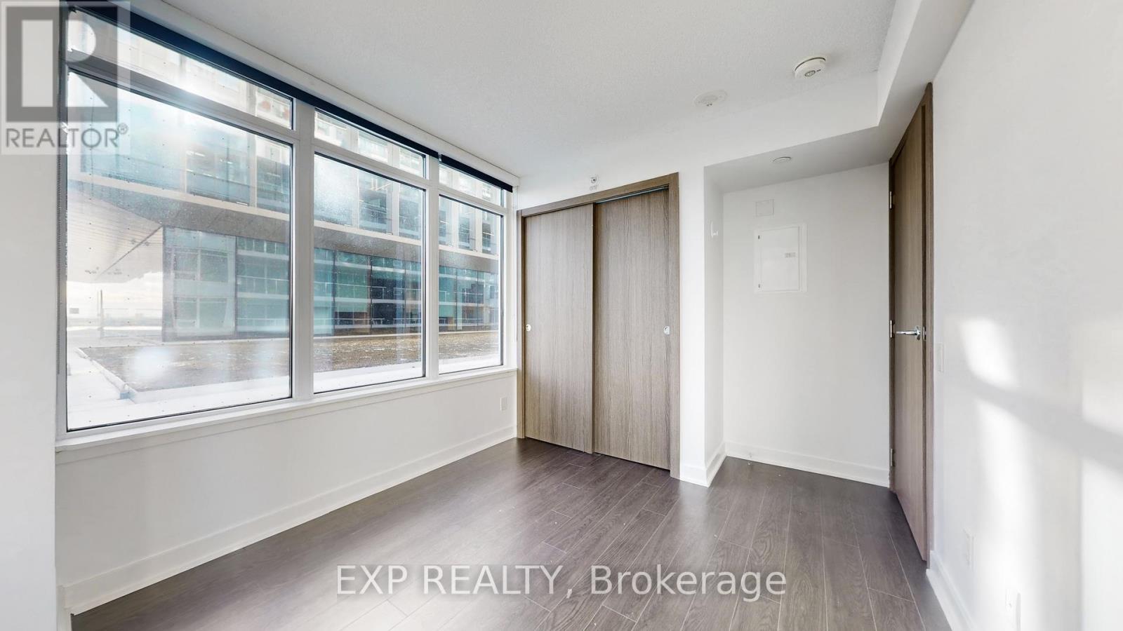 615 - 17 Bathurst Street, Toronto, ON - Indoor Photo Showing Other Room