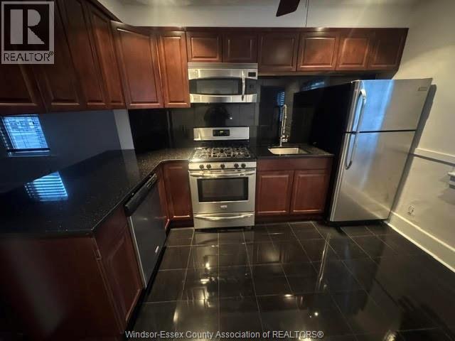 1479 Parent Unit# Upper, Windsor, ON - Indoor Photo Showing Kitchen