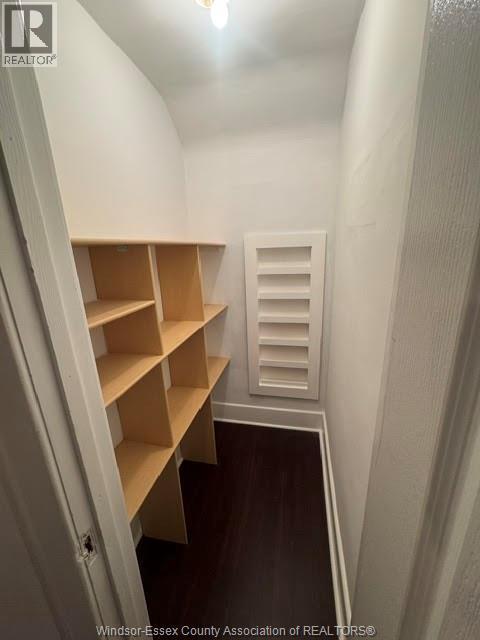 1479 Parent Unit# Upper, Windsor, ON - Indoor With Storage