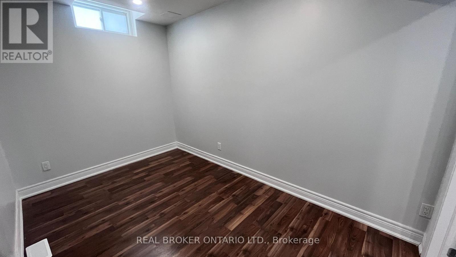 Basement Apartment - 15 Birchpark Drive, Whitby, ON - Indoor Photo Showing Other Room