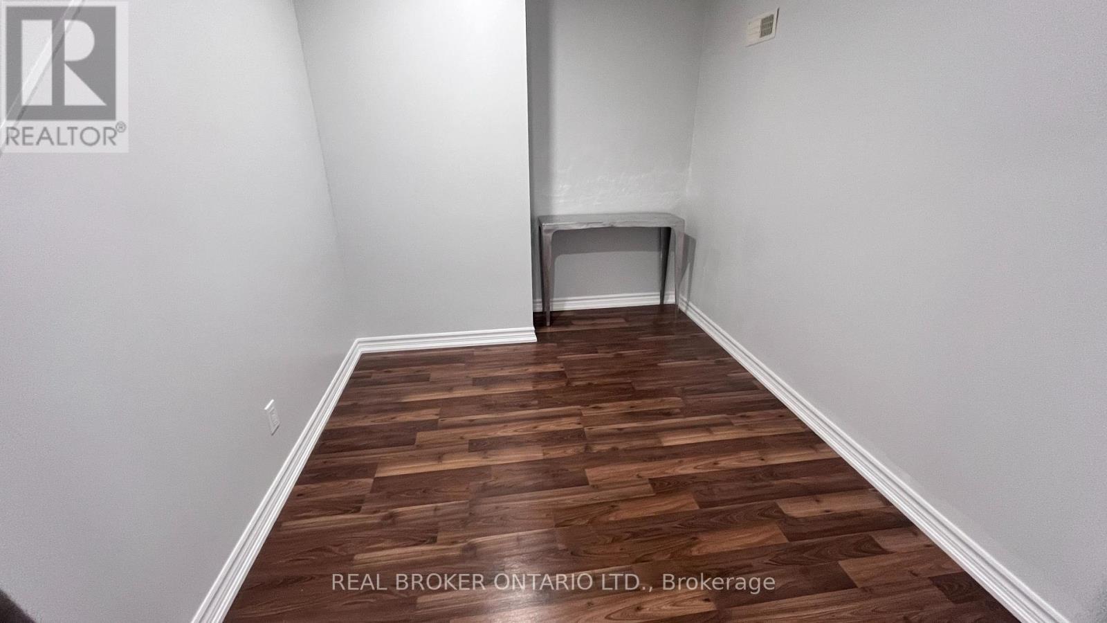 Basement Apartment - 15 Birchpark Drive, Whitby, ON - Indoor Photo Showing Other Room