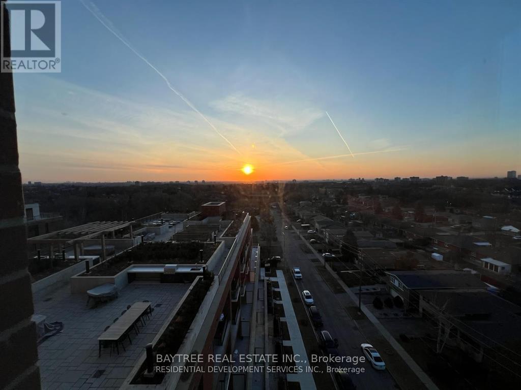 903 - 3100 Keele Street, Toronto, ON - Outdoor With View