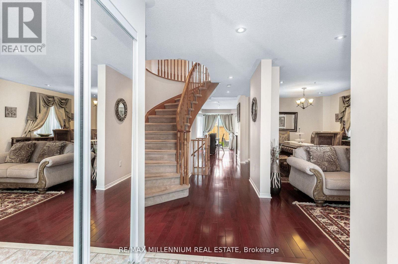 5525 Heatherleigh Avenue, Mississauga, ON - Indoor Photo Showing Other Room