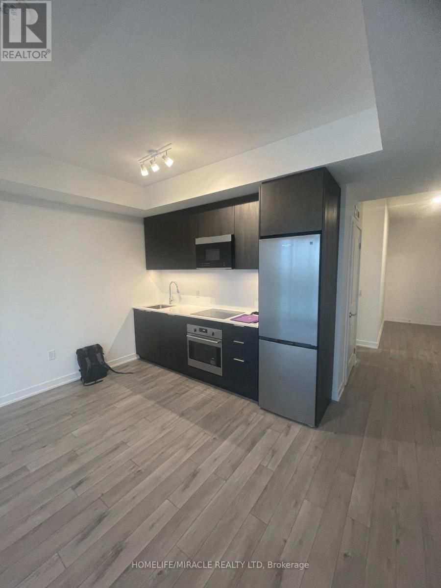 805 - 15 Skyridge Drive, Brampton, ON - Indoor Photo Showing Kitchen