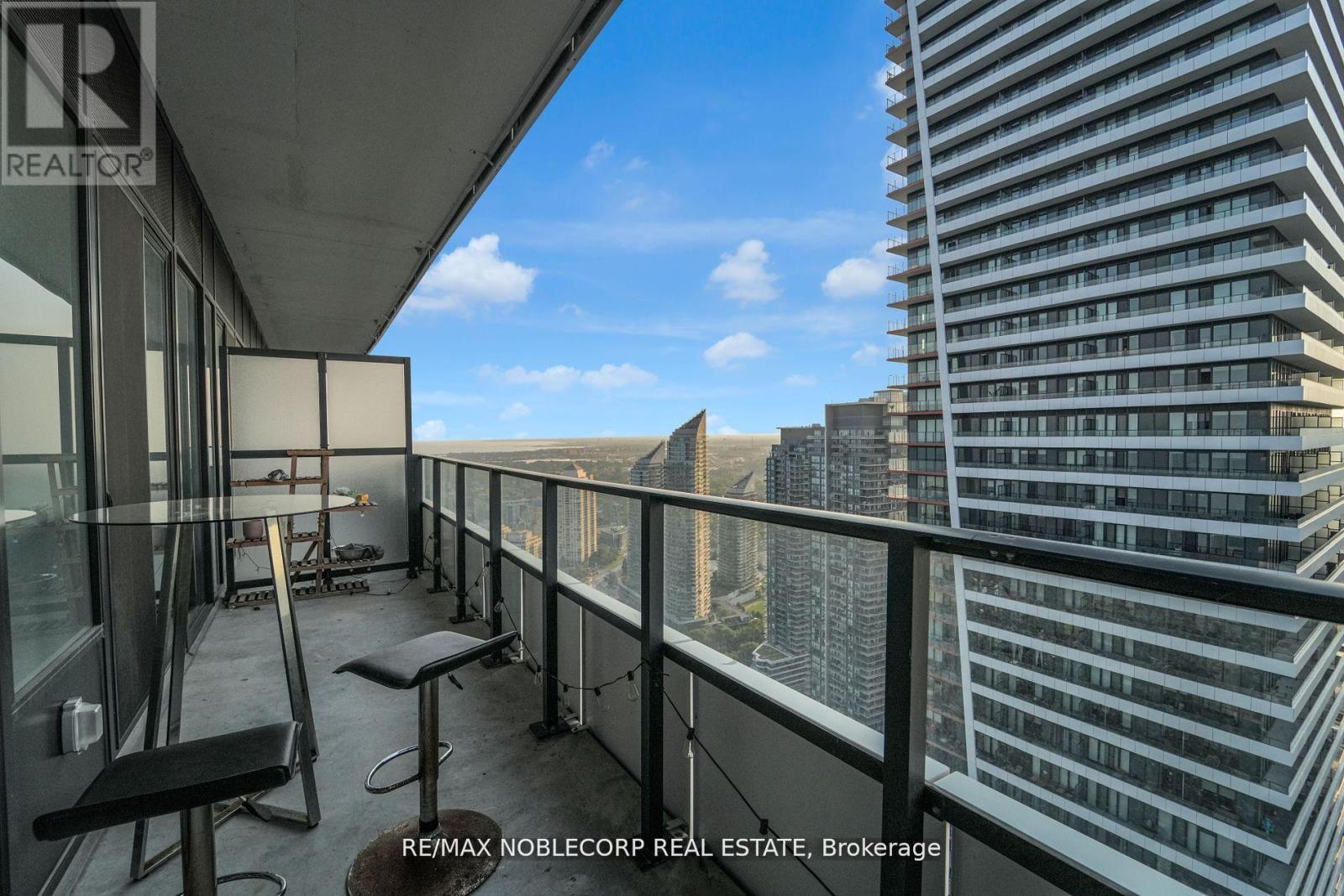 4202 - 20 Shore Breeze Drive, Toronto, ON - Outdoor With Exterior