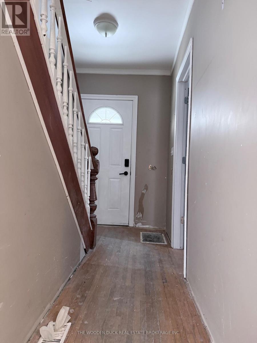 231 County Rd 28 Road, Otonabee-South Monaghan, ON - Indoor Photo Showing Other Room