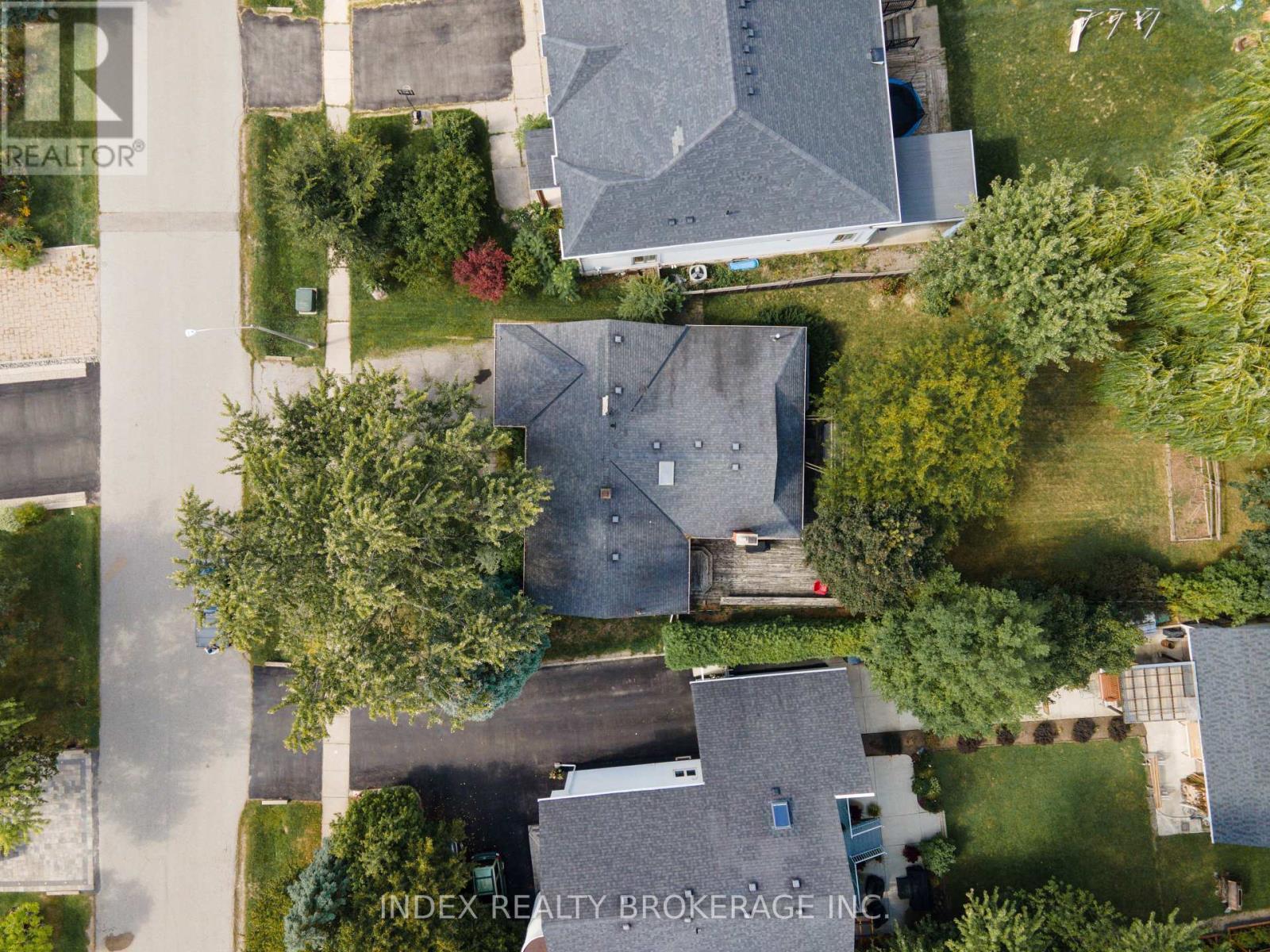 1073 Kent Avenue E, Oakville, ON - Outdoor With View