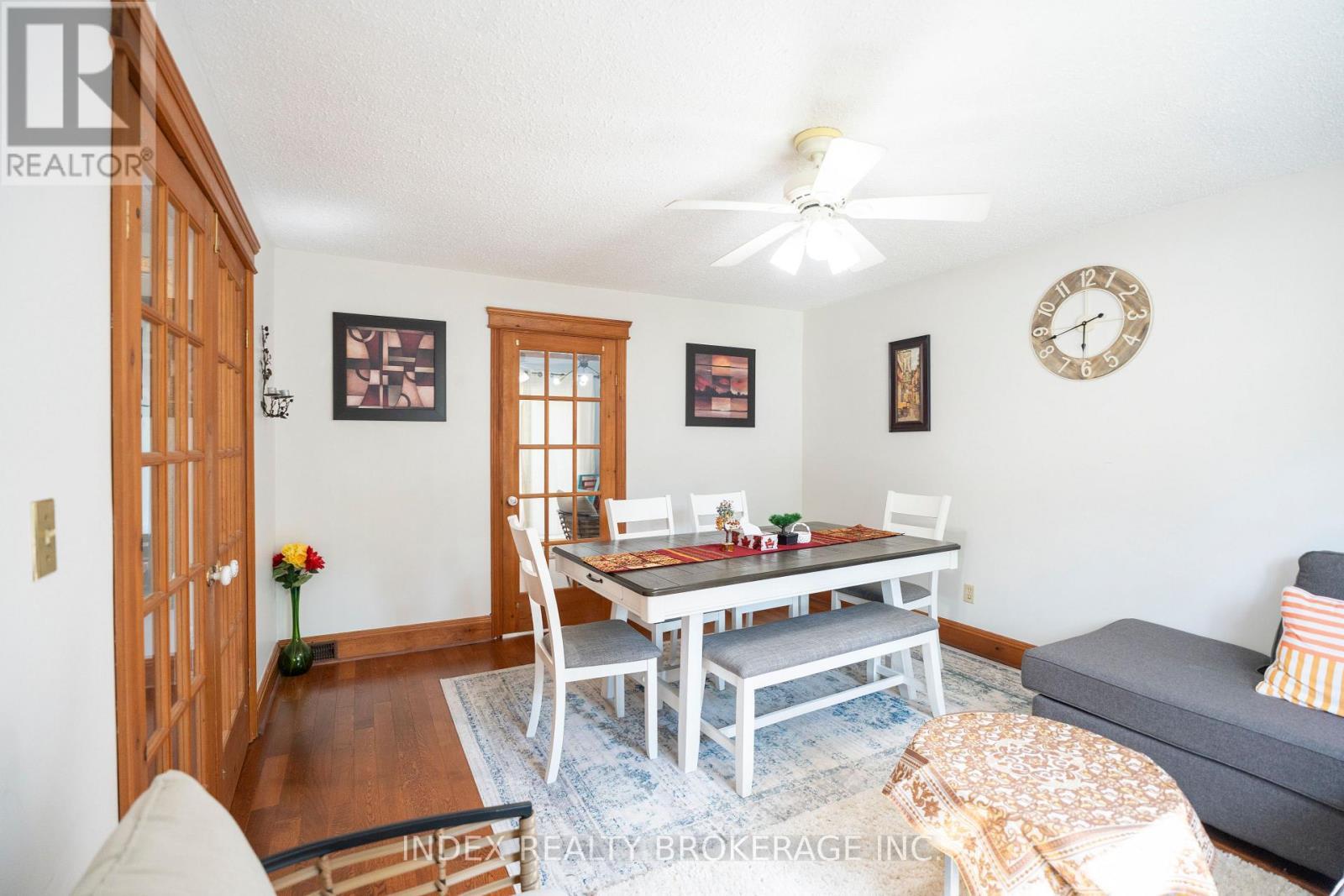 1073 Kent Avenue E, Oakville, ON - Indoor Photo Showing Other Room