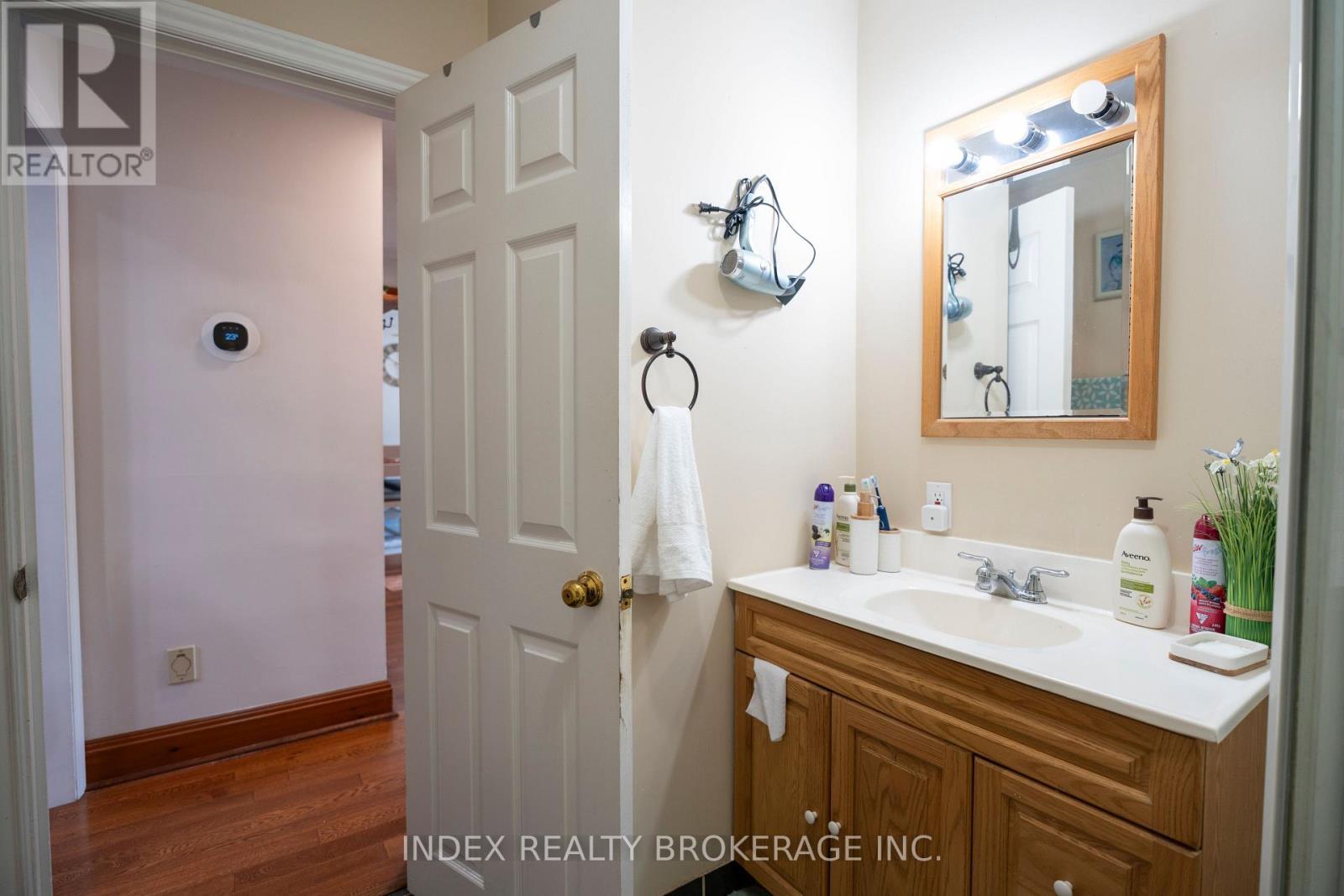 1073 Kent Avenue E, Oakville, ON - Indoor Photo Showing Bathroom