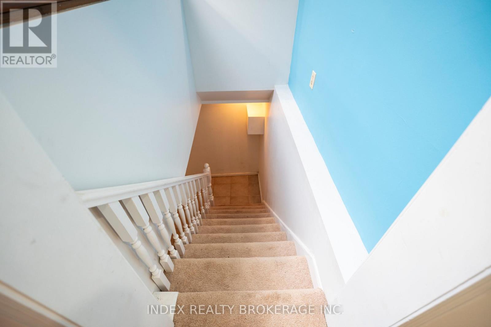 1073 Kent Avenue E, Oakville, ON - Indoor Photo Showing Other Room