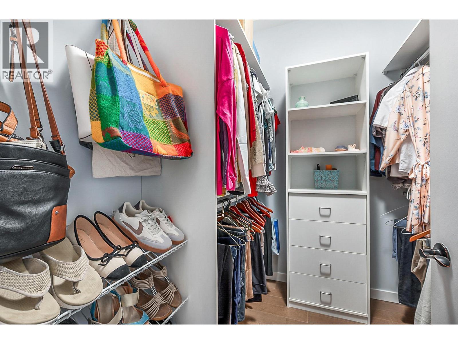 3166 Mustang Court, Kelowna, BC - Indoor With Storage