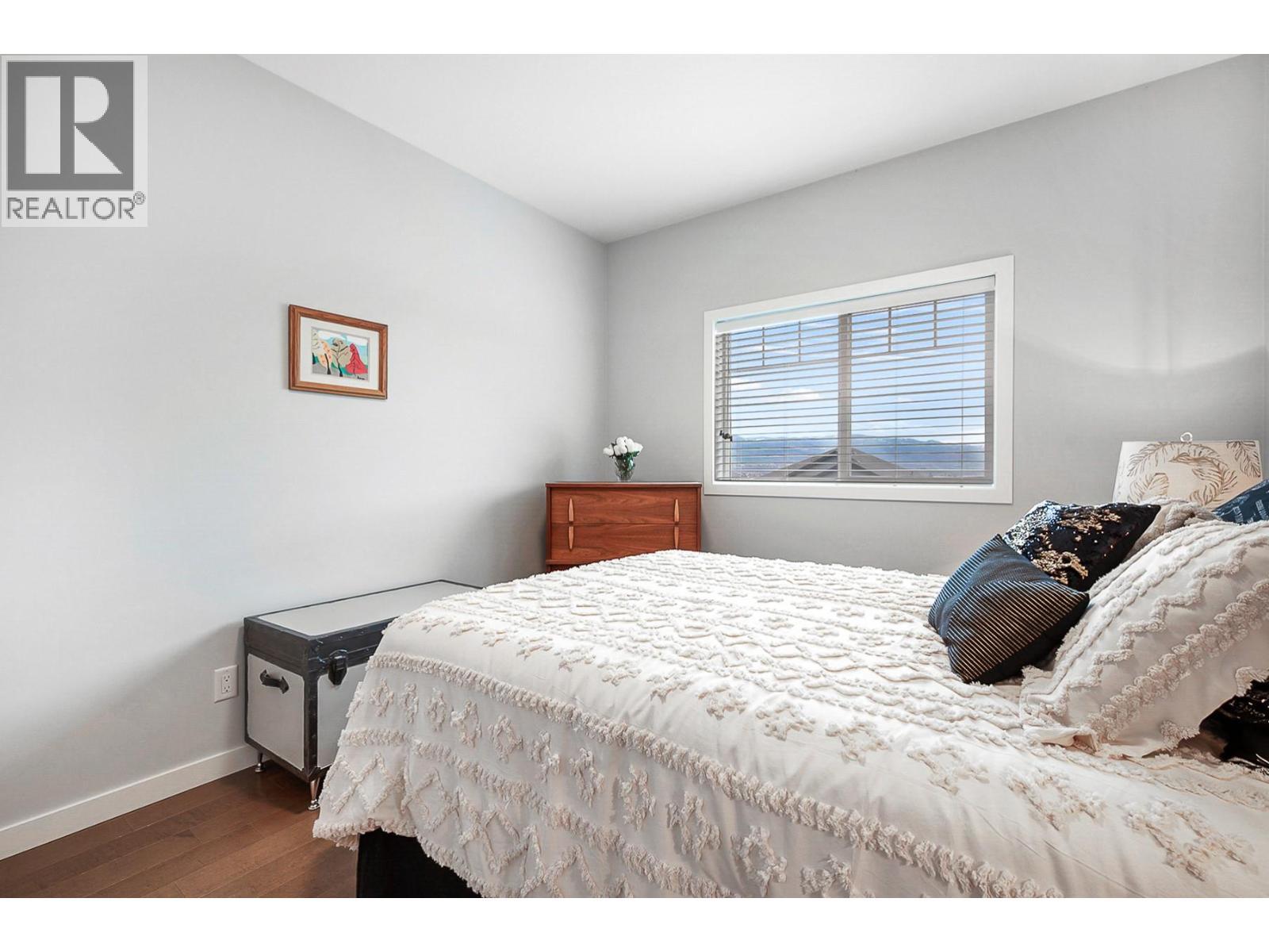 3166 Mustang Court, Kelowna, BC - Indoor Photo Showing Bedroom
