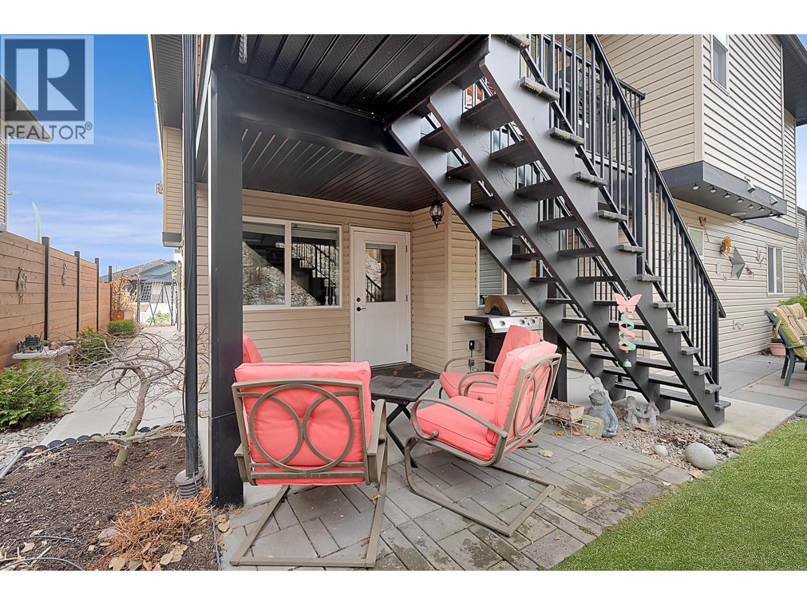 3166 Mustang Court, Kelowna, BC - Outdoor With Deck Patio Veranda