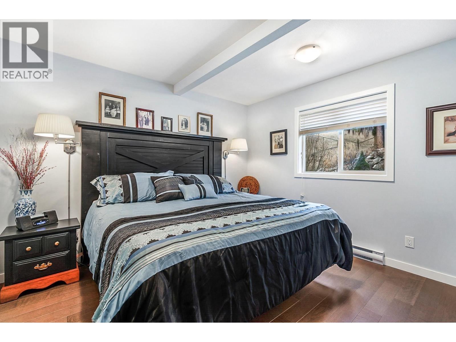 3166 Mustang Court, Kelowna, BC - Indoor Photo Showing Bedroom