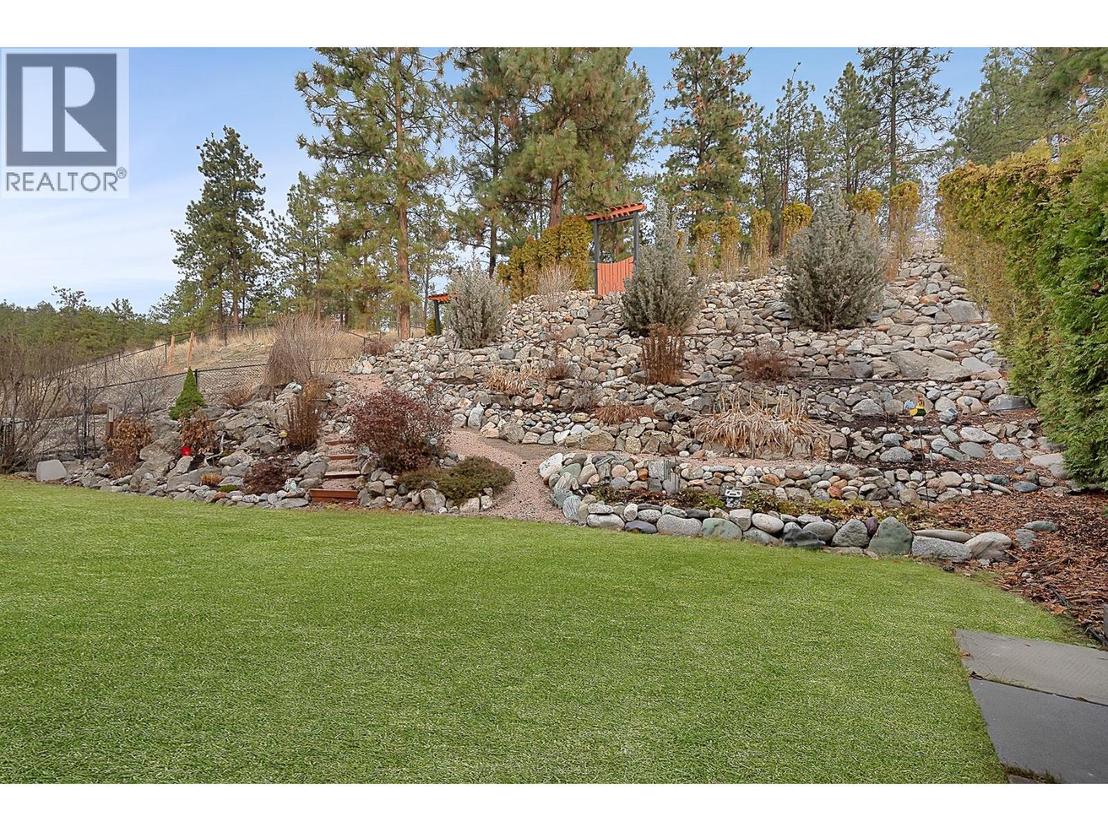 3166 Mustang Court, Kelowna, BC - Outdoor With View