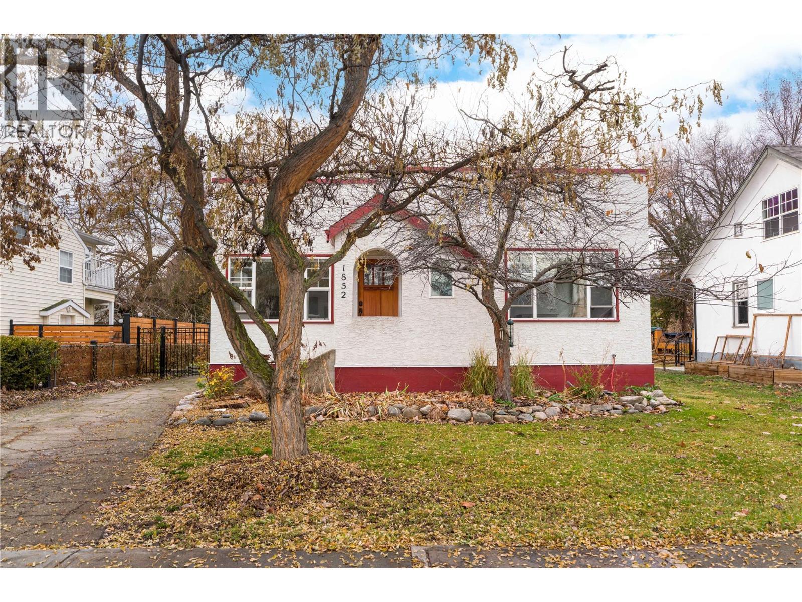 1852 Marshall Street, Kelowna, BC - Outdoor