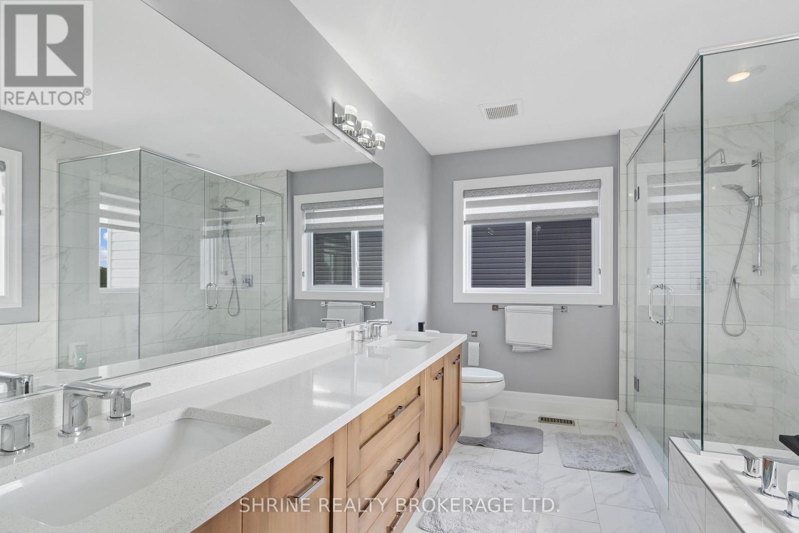 957 Holtby Court, London North (North E), ON - Indoor Photo Showing Bathroom
