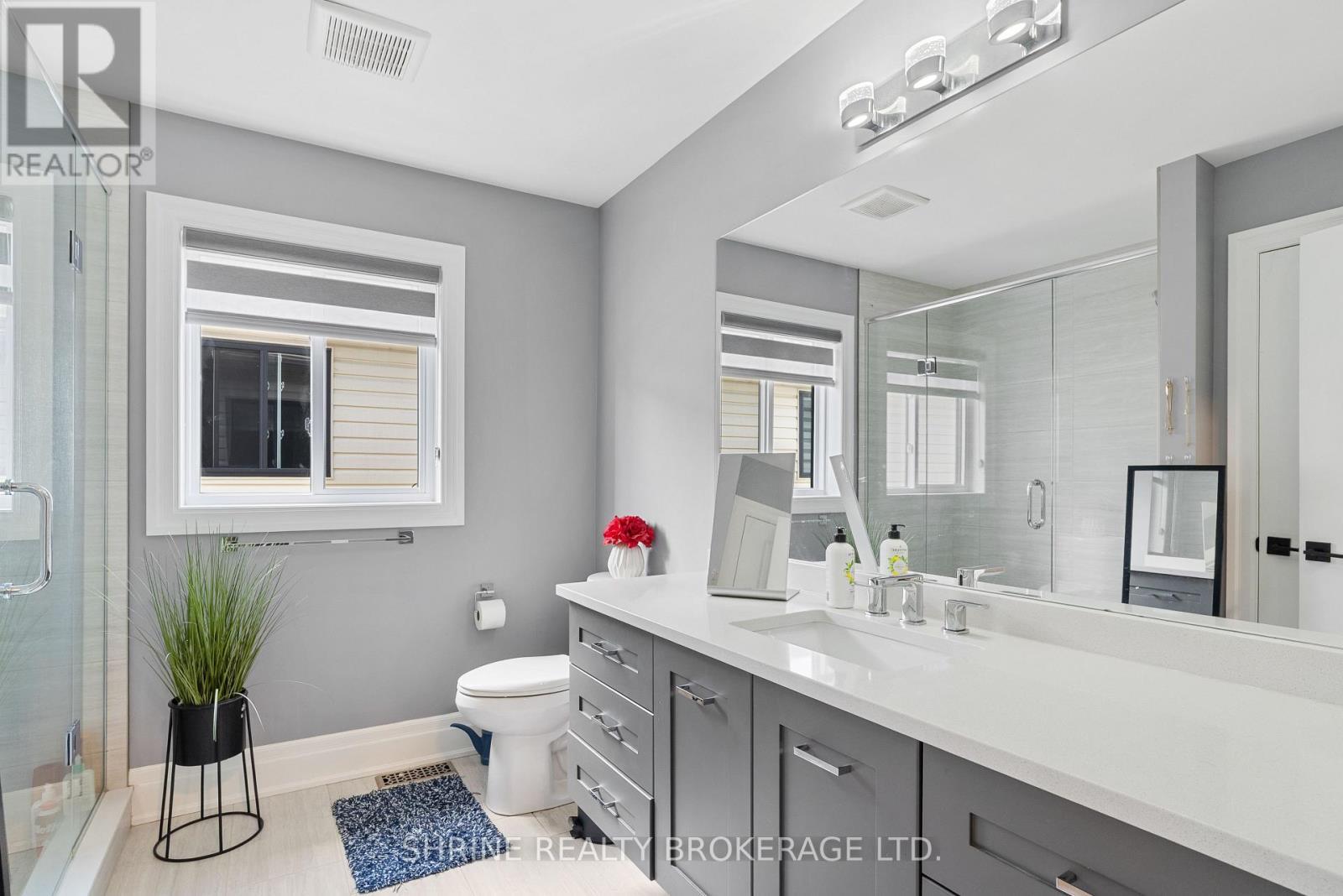 957 Holtby Court, London North (North E), ON - Indoor Photo Showing Bathroom