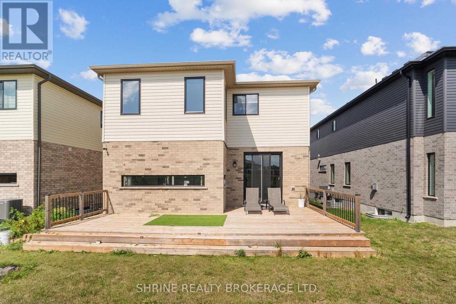 957 Holtby Court, London North (North E), ON - Outdoor With Exterior