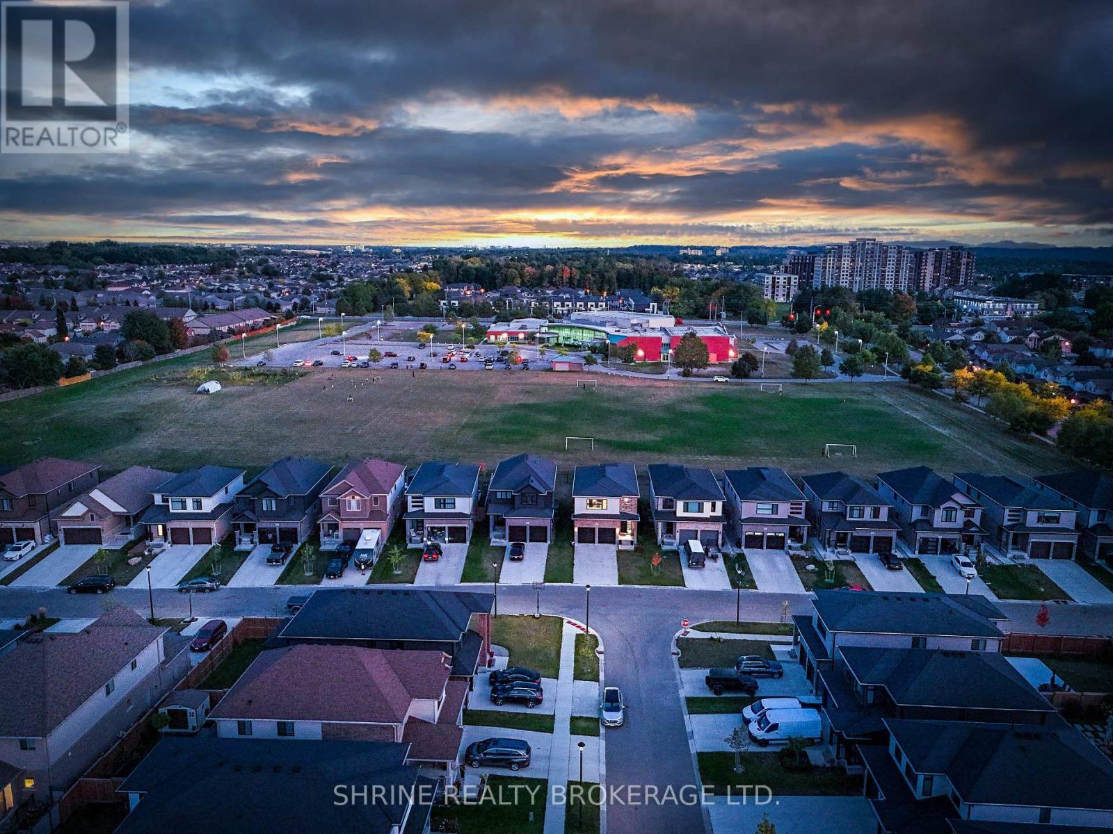 957 Holtby Court, London North (North E), ON - Outdoor With View