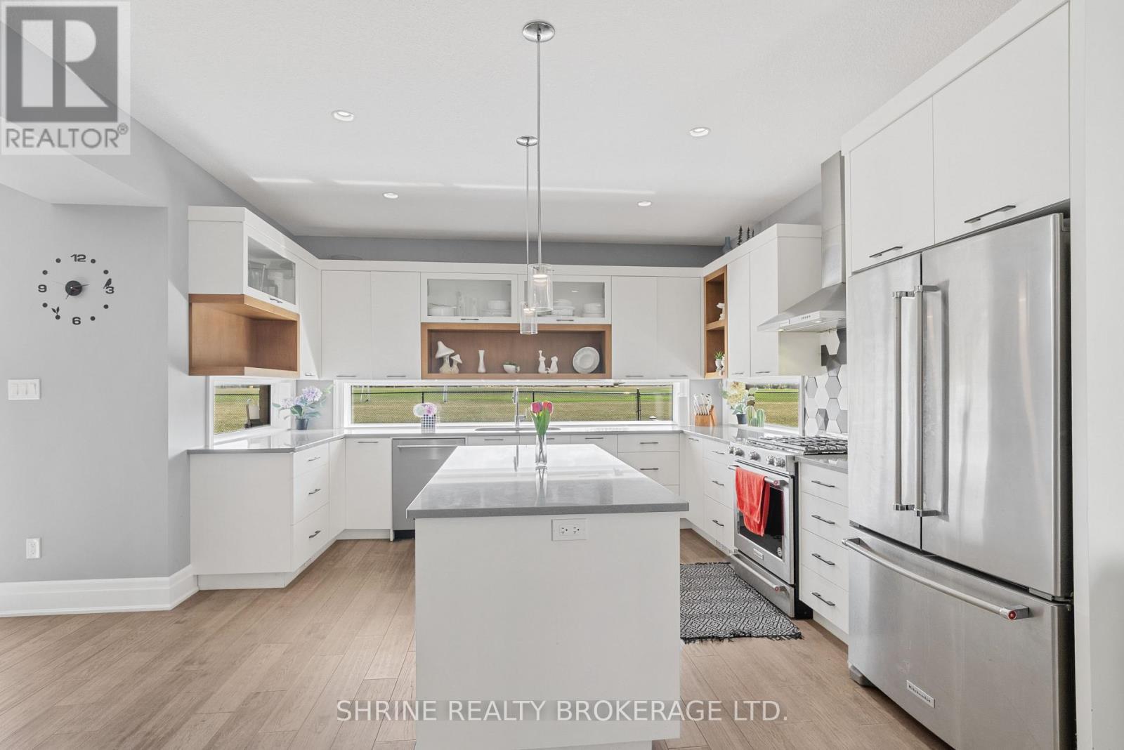 957 Holtby Court, London North (North E), ON - Indoor Photo Showing Kitchen