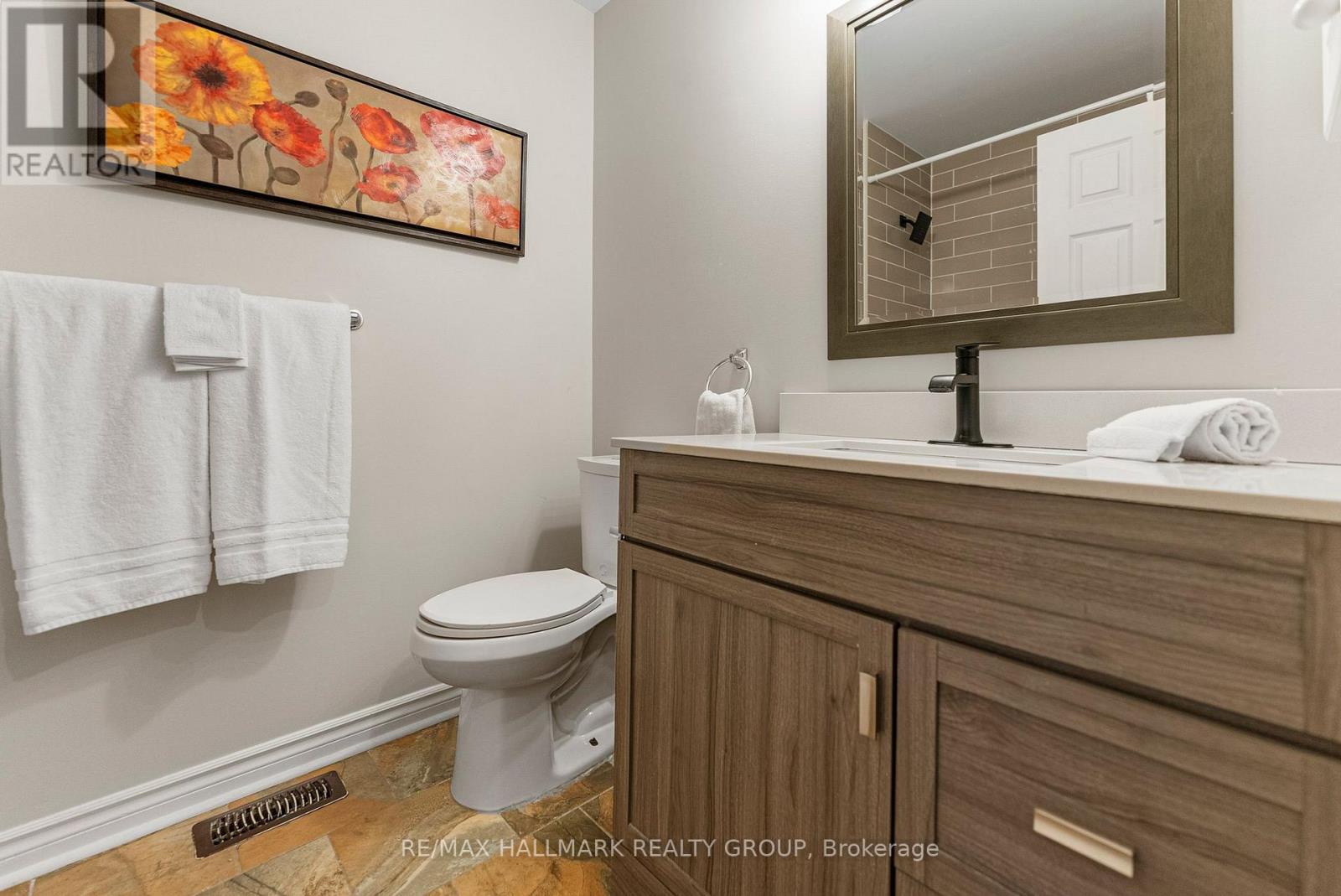 62 Whalings Circle, Ottawa, ON - Indoor Photo Showing Bathroom