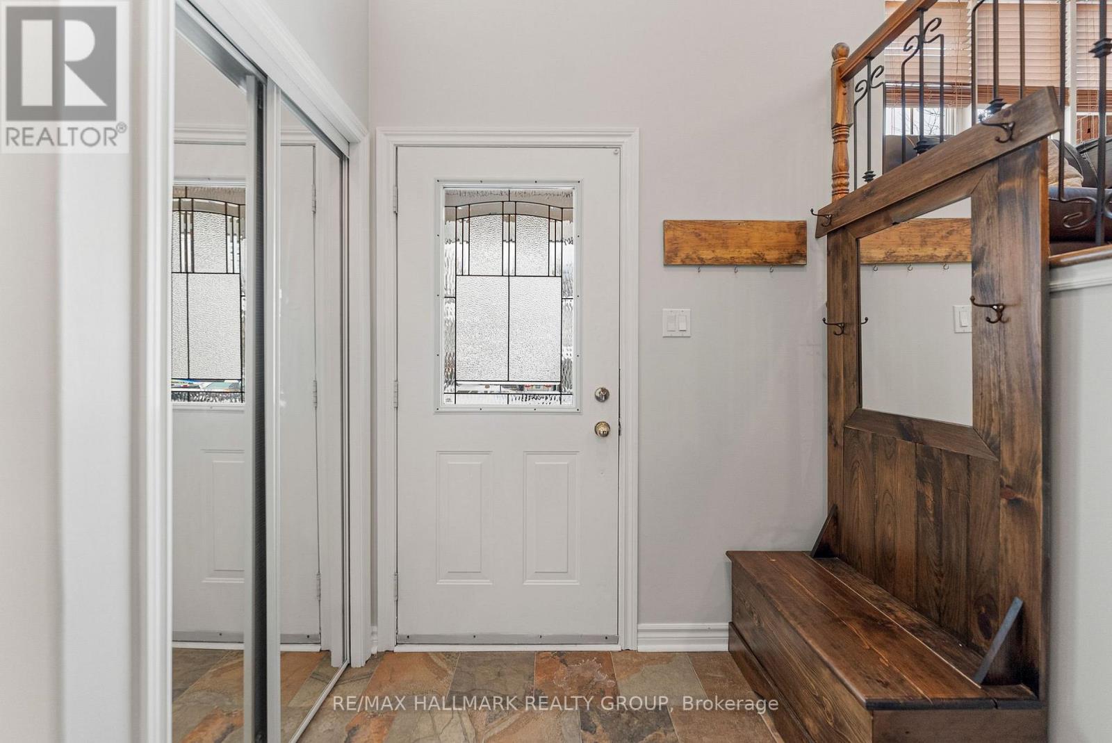 62 Whalings Circle, Ottawa, ON - Indoor Photo Showing Other Room