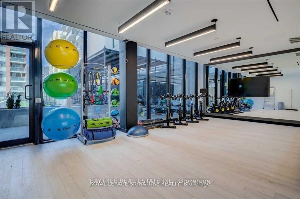 1801 - 85 Wood Street, Toronto, ON - Indoor Photo Showing Gym Room