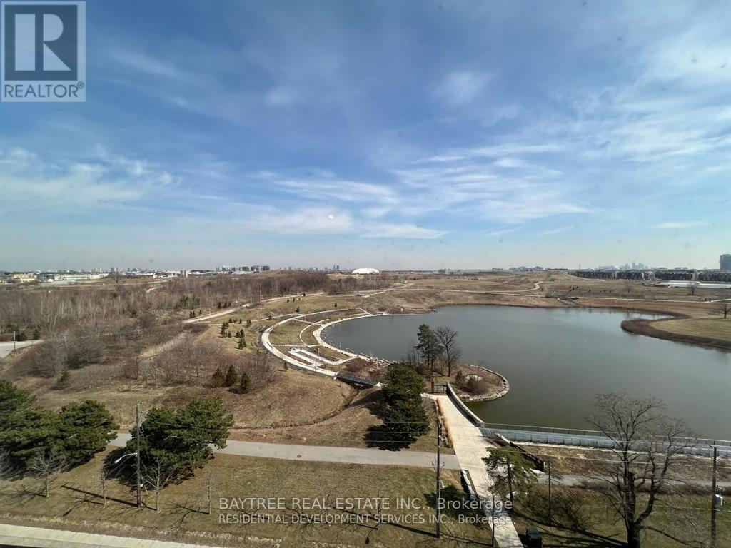 1106 - 3100 Keele Street, Toronto, ON - Outdoor With View