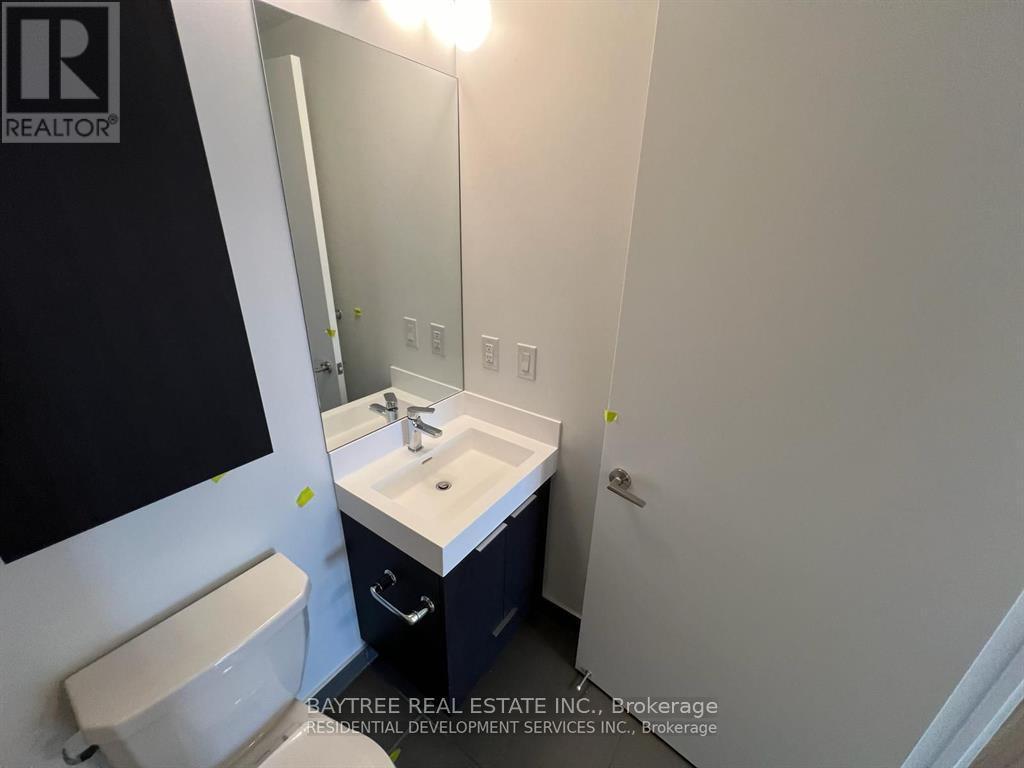 1106 - 3100 Keele Street, Toronto, ON - Indoor Photo Showing Bathroom