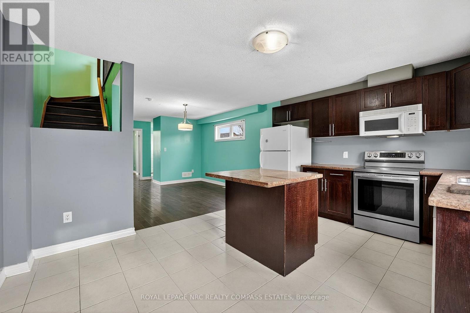 1 - 6117 Kelsey Crescent, Niagara Falls (Forestview), ON