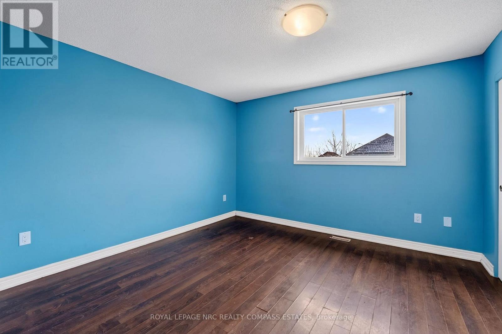 1 - 6117 Kelsey Crescent, Niagara Falls (Forestview), ON