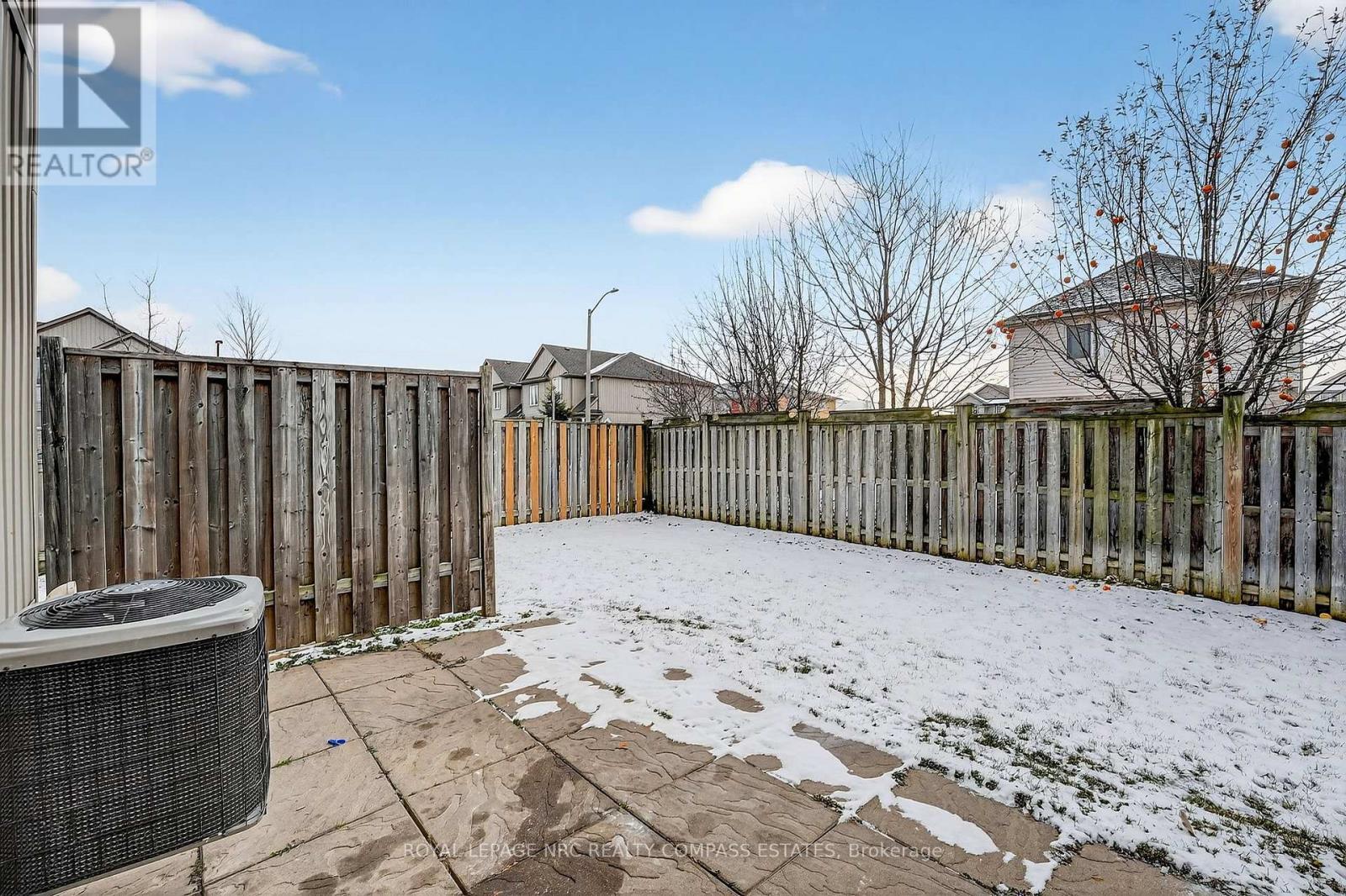 1 - 6117 Kelsey Crescent, Niagara Falls (Forestview), ON